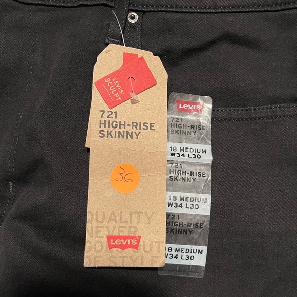 Levi’s 34x30 721 High Rise Skinny Black - Picture 1 of 2